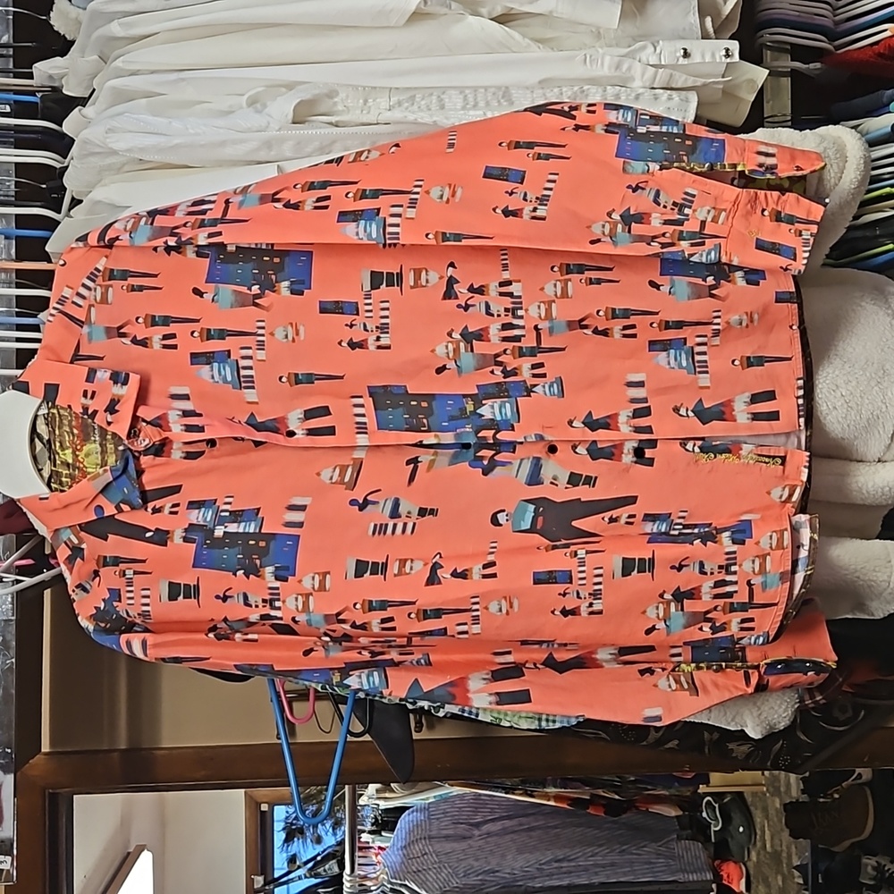 New men's shirt